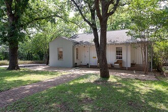 3107 Harris Blvd in Austin, TX - Building Photo - Building Photo