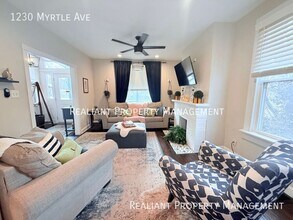 1230 Myrtle Ave in Cincinnati, OH - Building Photo - Building Photo