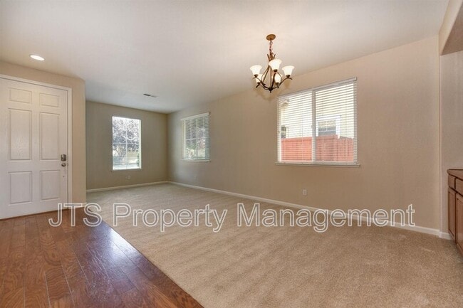 11722 Kouros Way in Rancho Cordova, CA - Building Photo - Building Photo