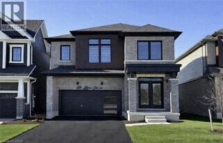 189 Lilac Cir in Haldimand, ON - Building Photo