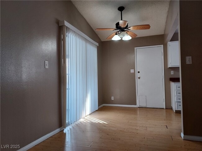 6831 Legalla Ln in Las Vegas, NV - Building Photo - Building Photo