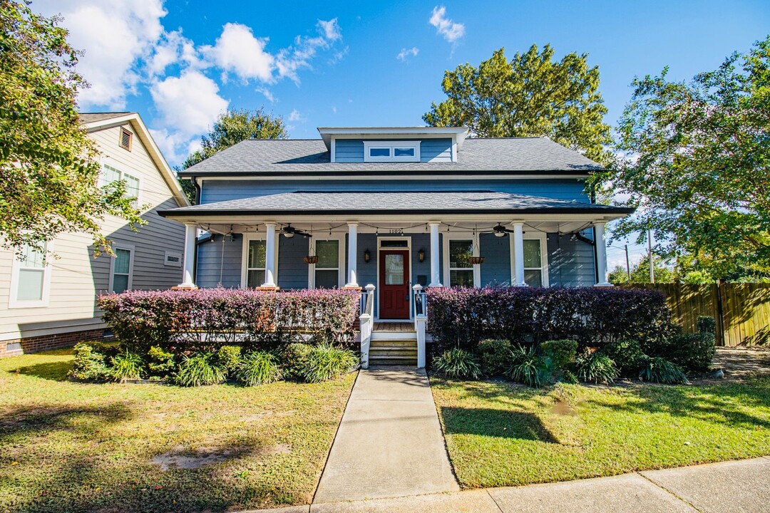 1102 Beaufort St in Columbia, SC - Building Photo