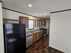 76 Meggan Dr in Hastings, MN - Building Photo - Building Photo