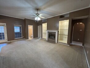 219 Wentworth Way in Hinesville, GA - Building Photo - Building Photo