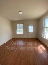 171 E Derry Rd in Hershey, PA - Building Photo - Building Photo