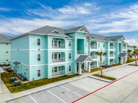 Tide on 35 in Rockport, TX - Building Photo