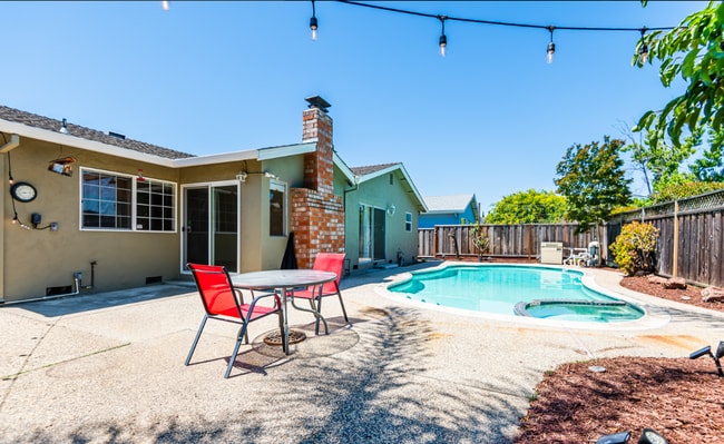 property at 1455 Ilikai Ave
