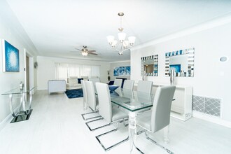 3305 NE 37th St in Fort Lauderdale, FL - Building Photo - Building Photo