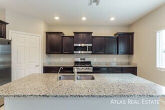 12102 E Metz Dr in Vail, AZ - Building Photo - Building Photo