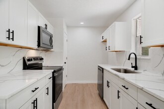 1414 Timberlake Cir in Richardson, TX - Building Photo - Building Photo