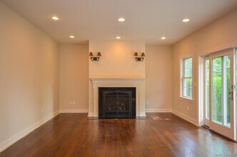 404 Columbus Ave in Harrison, NY - Building Photo - Building Photo