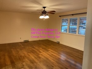 929 Wood Street in Mt Vernon, MO - Foto de edificio - Building Photo