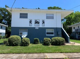 7611 Arble Dr in Jacksonville, FL - Building Photo