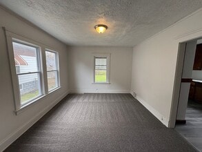 3458 E 146th St in Cleveland, OH - Building Photo - Building Photo