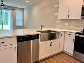 7155 Jareth Dr in Jacksonville, FL - Building Photo - Building Photo