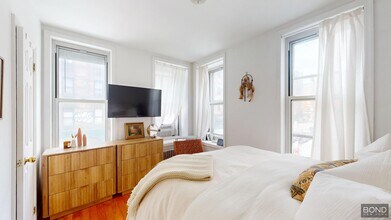 132 Ludlow St in New York, NY - Building Photo - Building Photo