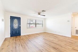 1749 Sunset Point Rd in Clearwater, FL - Building Photo - Building Photo
