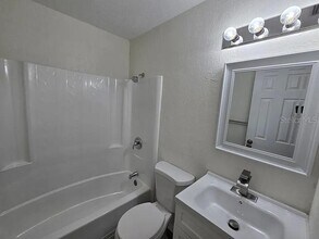50 6th St in St. Cloud, FL - Building Photo - Building Photo