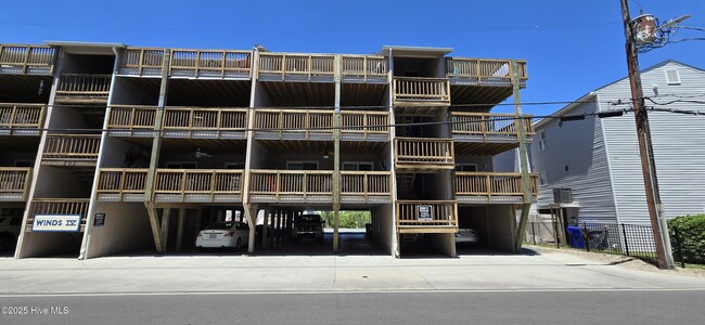 property at 505 Carolina Beach Ave N