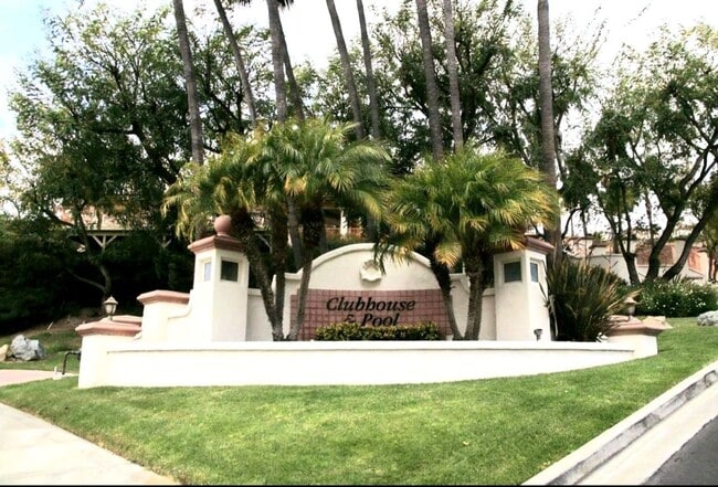 property at 2021 Pleasant Waters Ct