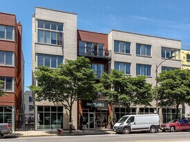 1730 N Western Ave in Chicago, IL - Building Photo