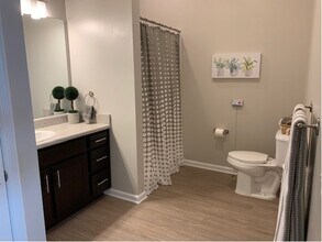 5757 Maple Canyon Ave in Columbus, OH - Building Photo - Building Photo