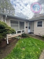 477-479 6th St in Lake Oswego, OR - Building Photo