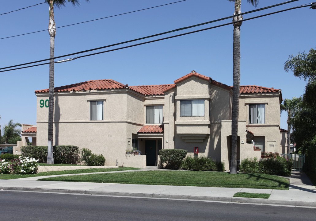 Summerwood Village in Corona, CA - Building Photo