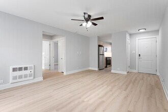 7634 N Eastlake Terrace in Chicago, IL - Building Photo - Building Photo