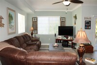 3308 10 Th Ln W in Palmetto, FL - Foto de edificio - Building Photo