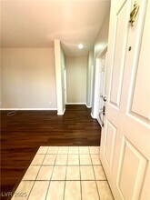 7186 Cressida Ct in Las Vegas, NV - Building Photo - Building Photo