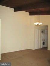 11410 Cherry Hill Rd in Silver Spring, MD - Building Photo - Building Photo