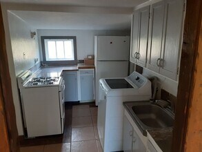 920 Gordon St in Miles City, MT - Building Photo - Building Photo