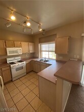 6804 Indian Chief Dr in Las Vegas, NV - Building Photo - Building Photo