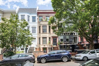 1871 California St NW in Washington, DC - Building Photo - Building Photo
