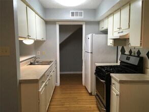 1312 Southport Dr in Austin, TX - Building Photo - Building Photo