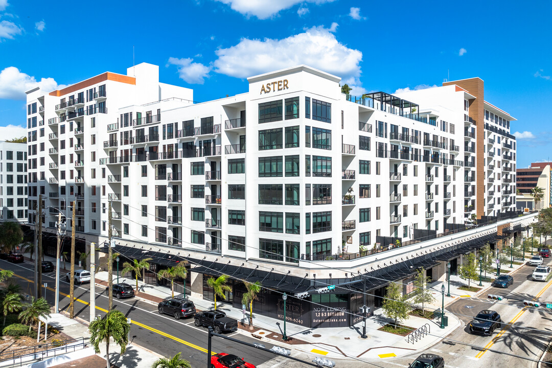 Aster & Links in Sarasota, FL - Foto de edificio