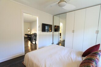 39 Gray St, Unit 3 in Boston, MA - Building Photo - Building Photo