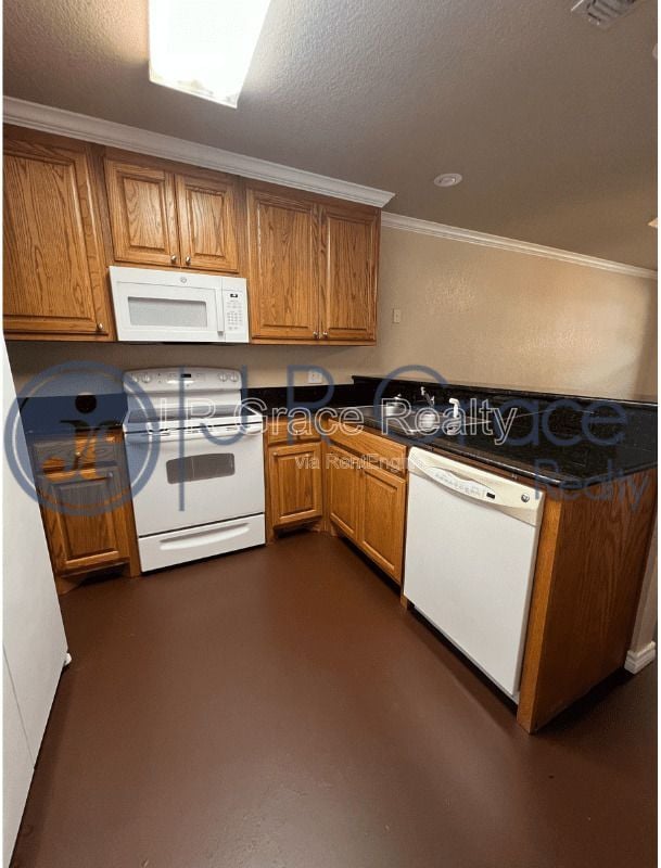 740 Rocky Ridge Flatts in Gainesville, TX - Building Photo - Building Photo