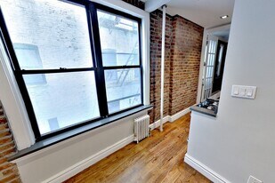 416 E 13th St, Unit 4F in New York, NY - Building Photo