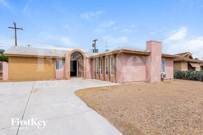 property at 1321 Hewitt St