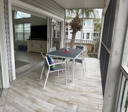 130 Barefoot Cir in Bonita Springs, FL - Building Photo - Building Photo