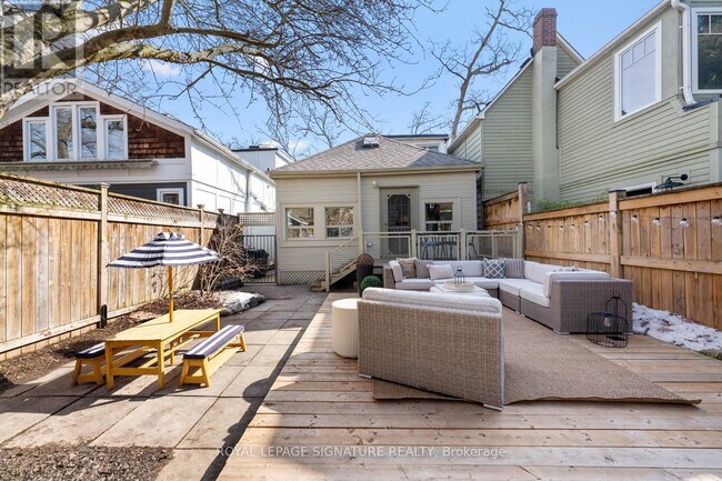 202 Silver Birch Ave in Toronto, ON - Building Photo - Building Photo
