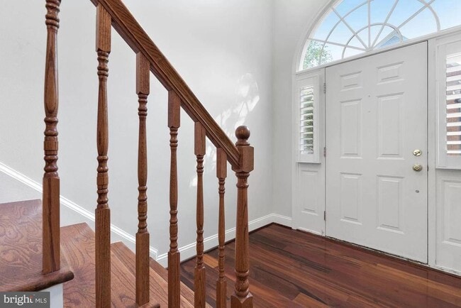 property at 10127 Crestberry Pl