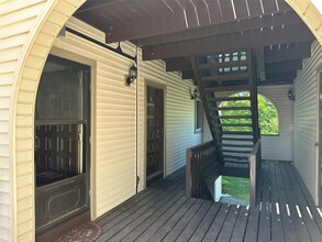 21 Village Park Dr in Fishkill, NY - Building Photo - Building Photo