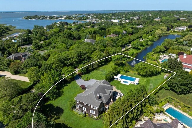 property at 15 Parrish Pond Ln