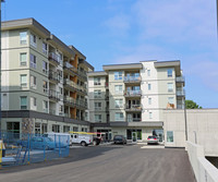 Westridge Landing in View Royal, BC - Building Photo - Building Photo