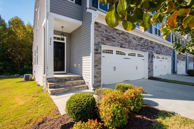 244 Wembley Dr in Clayton, NC - Building Photo - Building Photo