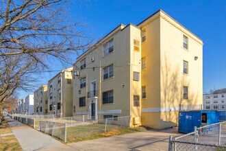 RIA Block 2 Bldg 2 in Washington, DC - Foto de edificio - Building Photo