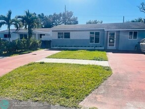 6320 Adams St in Hollywood, FL - Building Photo - Building Photo